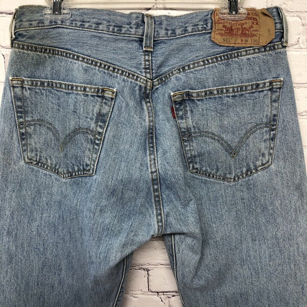 Vtg Levis 501 Button Fly 90’s Straight Leg Made in Mexico Sz 34X30 *stains*